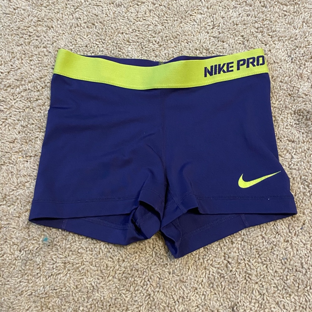 Nike spandex